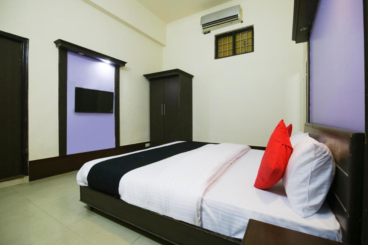 Capital O 68148 Hotel Shree Jee Palace Ghaziabad Eksteriør bilde