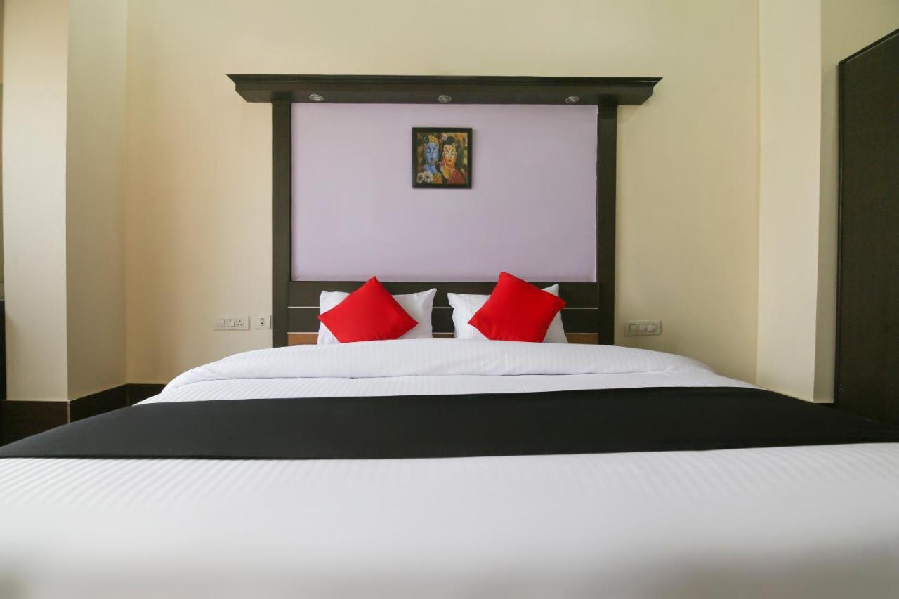 Capital O 68148 Hotel Shree Jee Palace Ghaziabad Eksteriør bilde